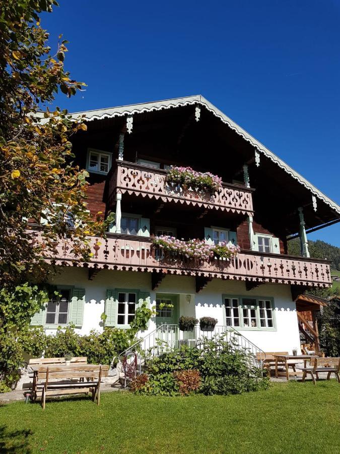 Villa Zeppelin - App Aquamarin Bramberg am Wildkogel Exteriör bild